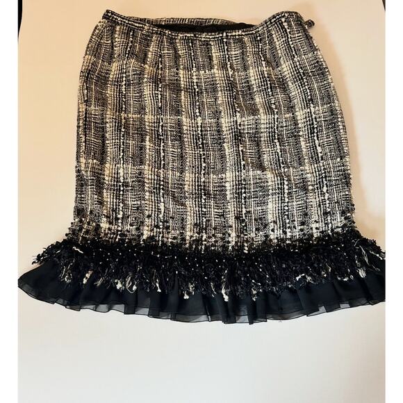 Lafayette 148 Skirt Tweed With Sparkle Detail At Bottom Retails $395 - Picture 1 of 6